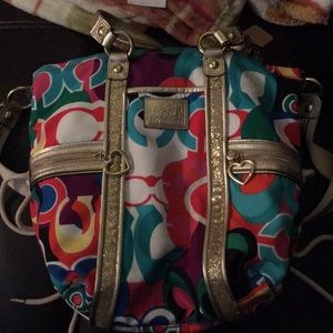 Authentic Daisy Poppy pop Coach handbag